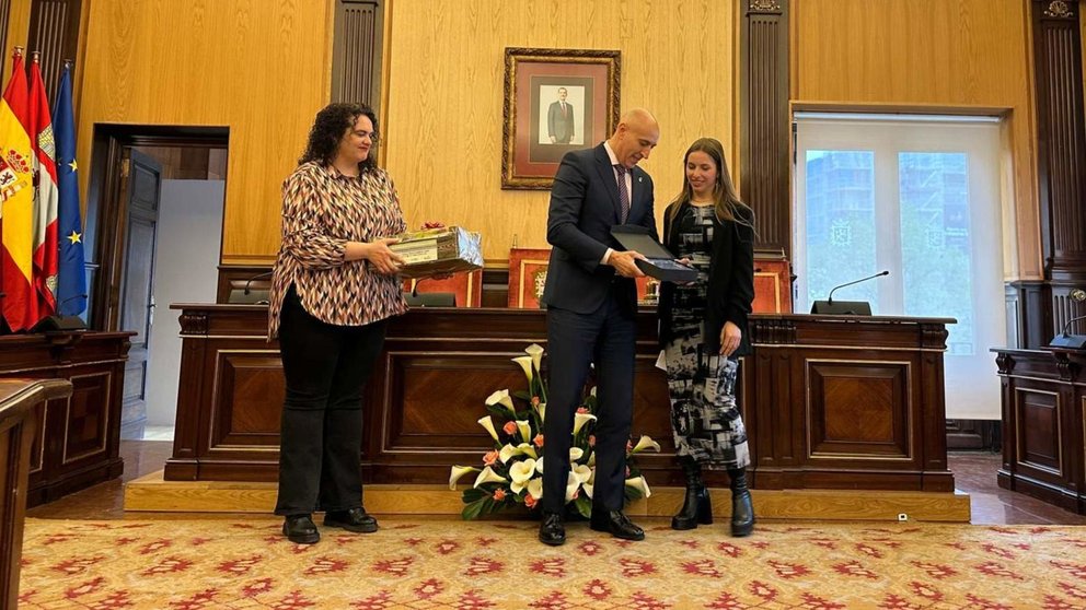 Beatriz García Galardonada con el IX Premio a la Labor por el Comercio Justo en León