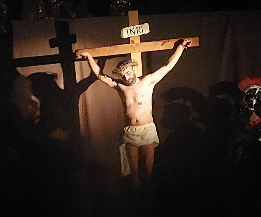 "Escenificaci&oacute;n viviente del Viacrucis" Asociaci&oacute;n Cultural Telares con Amistad de Benavides de &Oacute;rbigo