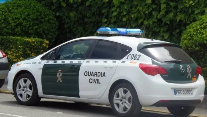 Detenidos dos hombres por robar con violencia a un anciano en Mansilla de las Mulas