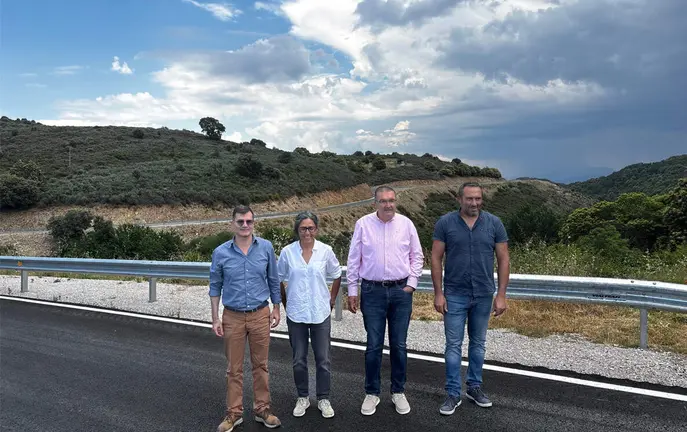 Diputaci&oacute;n de Le&oacute;n concluye las obras de ensanche y mejora de la LE-5220 en Corull&oacute;n
