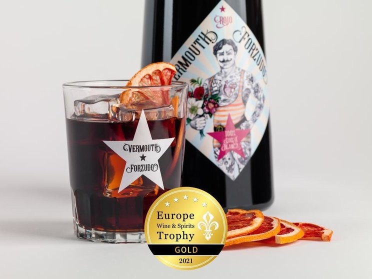 vermouth-forzudo-oro-en-el-concurso-europa-wine-and-spirits-trophy-2021
