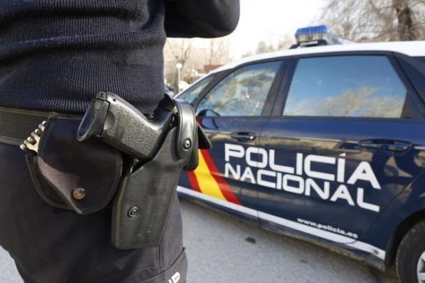 Policía nacional León