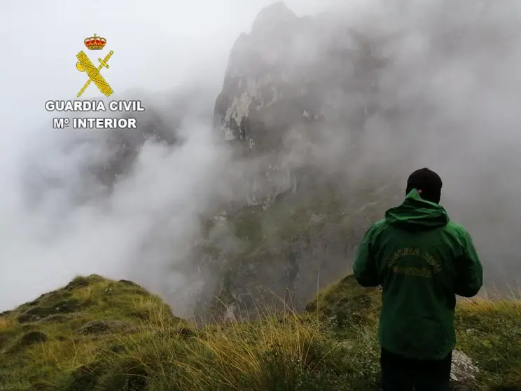 Rescate de monta&ntilde;a (foto de archivo - Guardia Civil)
