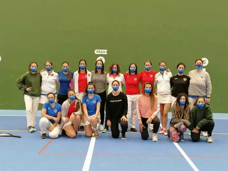 Participantes del abierto de Frontenis en Santa Mar&iacute;a del P&aacute;ramo