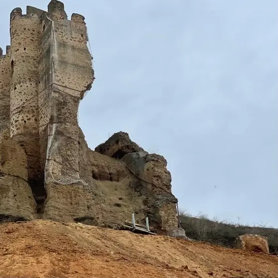Detalle derrumbe Castillo de Valencia de Don Juan