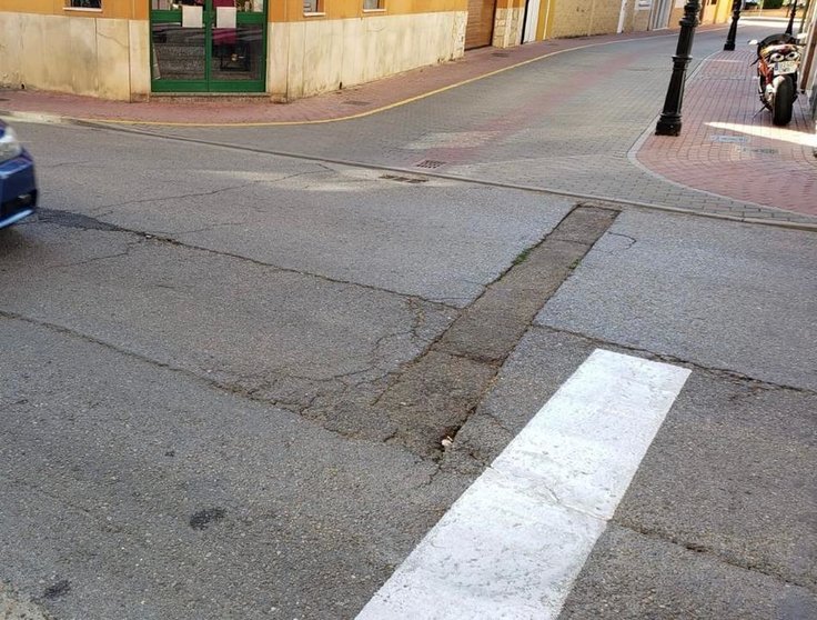 Deterioro de las carreteras en Santa María del Páramo