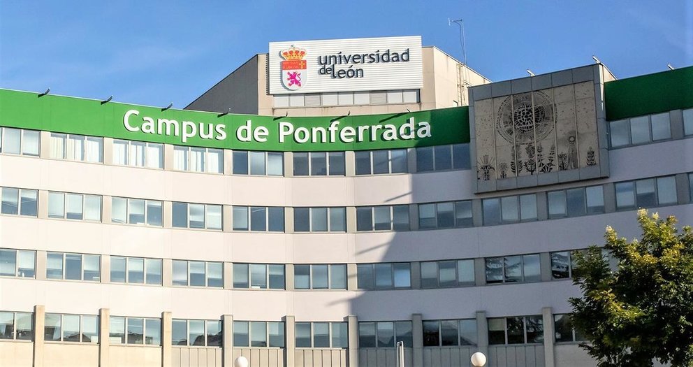 Edificio principal del Campus de Ponferrada