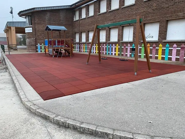 Patio Colegio La Cogolla Ponferrada