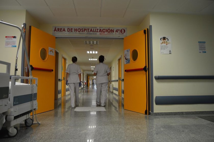El Hospital San Juan de Dios se ha visto obligado a limitar de nuevo las visitas a los pacientes ingresados ante la evolución de la pandemia.
