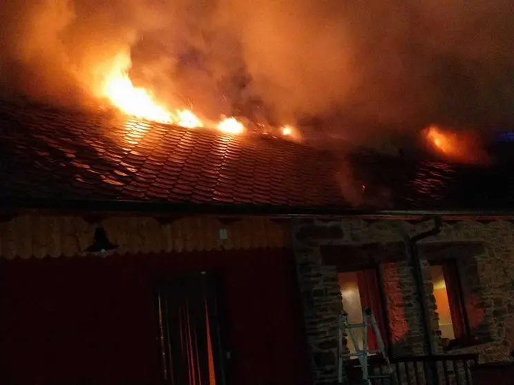Incendio en Lombillo