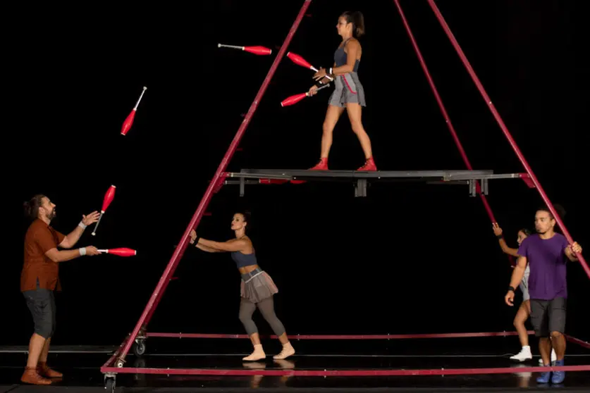 Circo Contempor&aacute;neo (Imagen de Archivo)