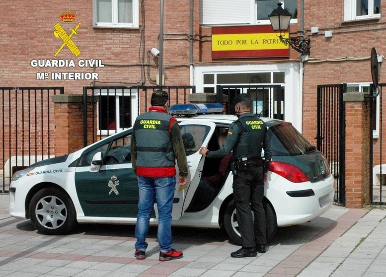 La Guardia Civil detiene al presunto autor de tres robos con fuerza en la provincia (foto de archivo)