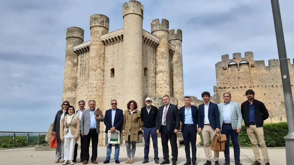 El Consejo Rector de car&aacute;cter marcadamente patrimonial y que, por primera vez se celebr&oacute; en una de las plantas del castillo de Valencia de Don Juan.