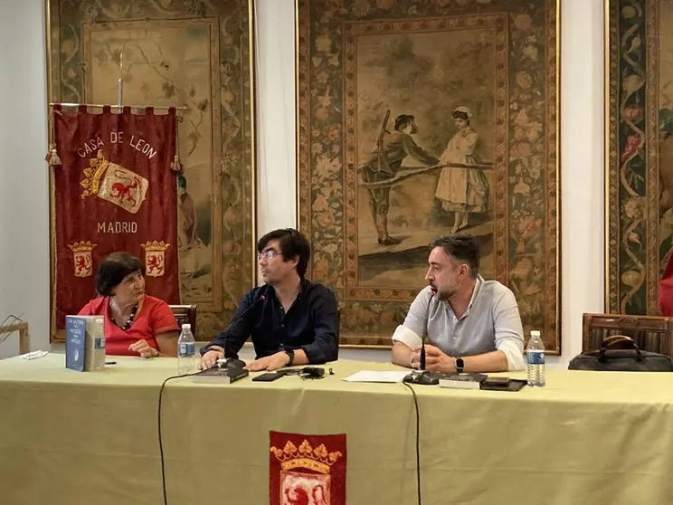 Presentaci&oacute;n de la novela &ldquo;La &uacute;ltima misi&oacute;n Apolo&rdquo;, del autor berciano Ruy Vega.