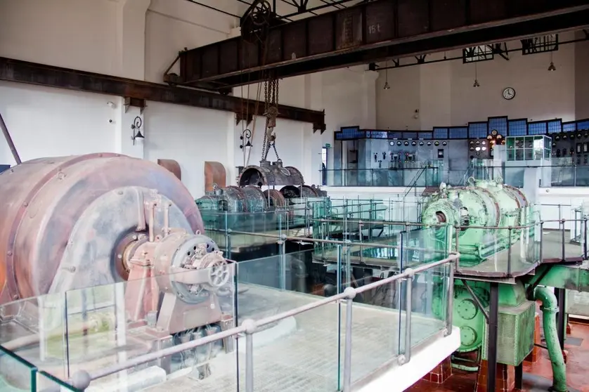 Nave de turbinas del Museo de la Energ&iacute;a