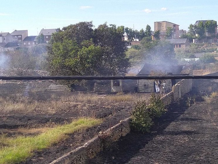 Imagen de uno de los incendios en Ponferrada