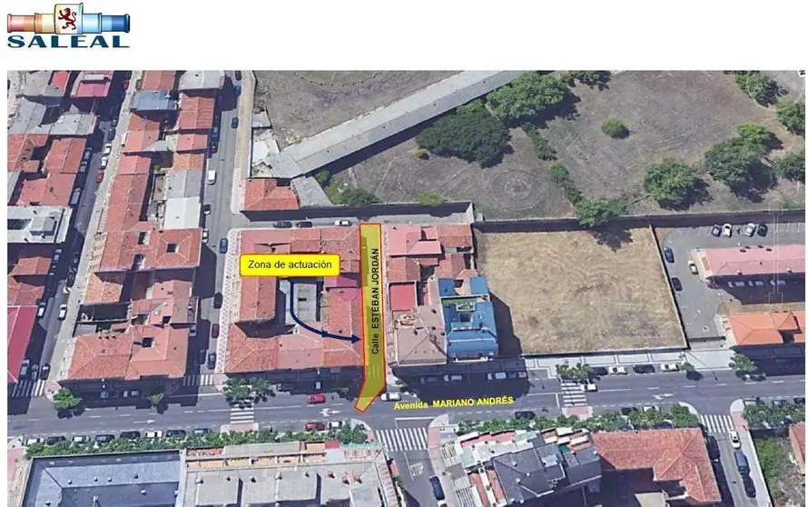 Corte de tr&aacute;fico en la calle Esteban Jord&aacute;n de Le&oacute;n