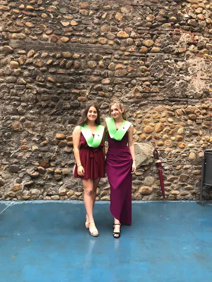 Mar&iacute;a Benavides y Martina Vega, ganadores del tercer premio de investigaci&oacute;n Eurostory