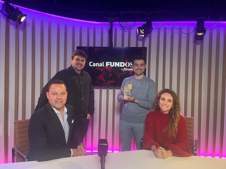 Premio E-volucion para el canal Fundos Forum