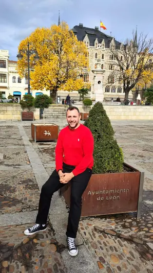 El candidato a la Alcald&iacute;a leonesa por Podemos, Nael Blanco