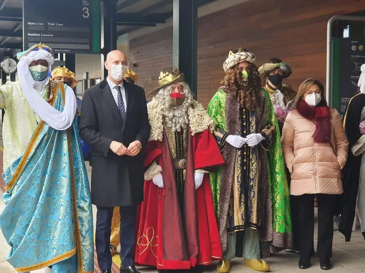 Los Reyes Magos y el alcalde de Le&oacute;n, Jos&eacute; Antonio Diez