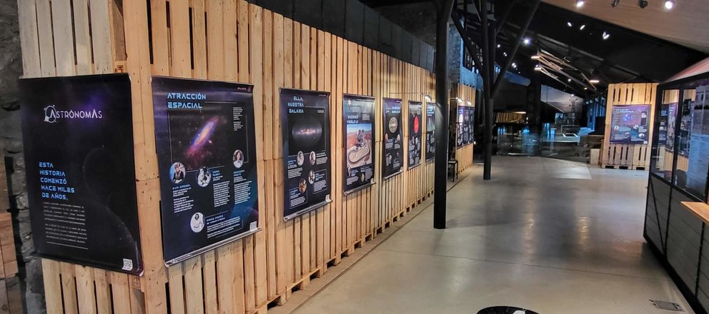 Exposición "AstronomAs" en el Museo de la Energía