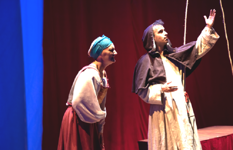 Teatro Kumen lleva a las tablas de la ULE 'El Rufián dichoso', de Miguel de Cervantes