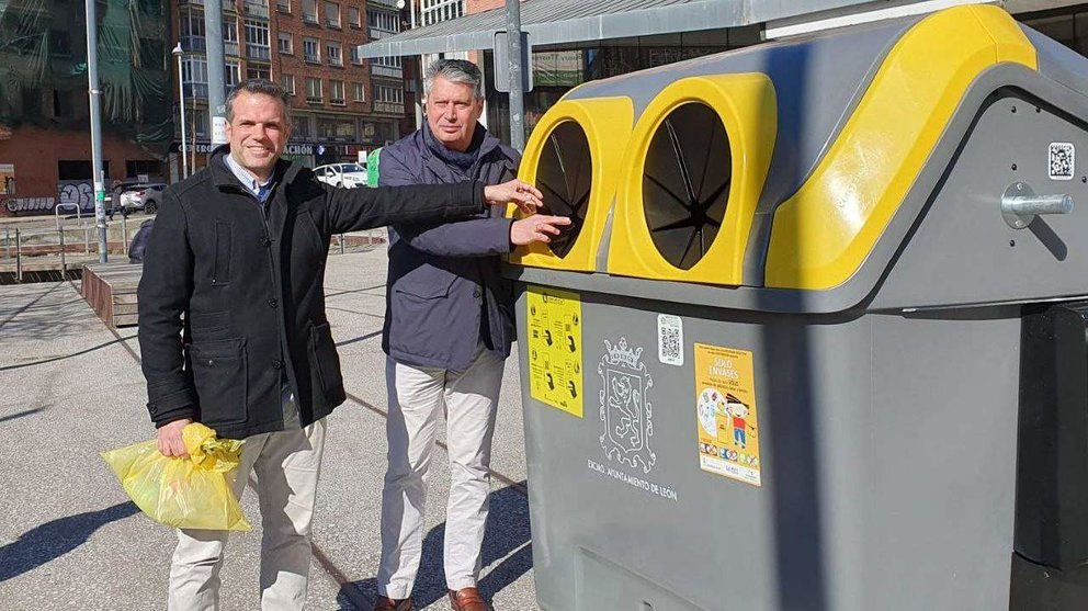El Ayuntamiento de León y Ecoembes presentan la campaña Reciclos