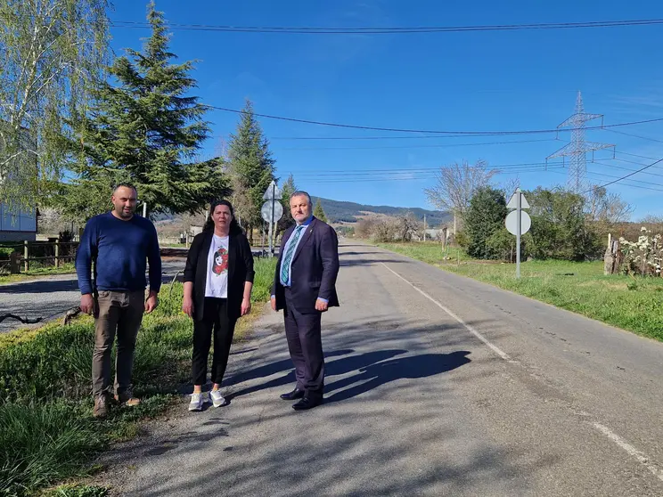 Diputaci&oacute;n destina1,6 millones a ensanchar y mejorar la carretera 
LE-5246, de Cacabelos hacia la LE-711