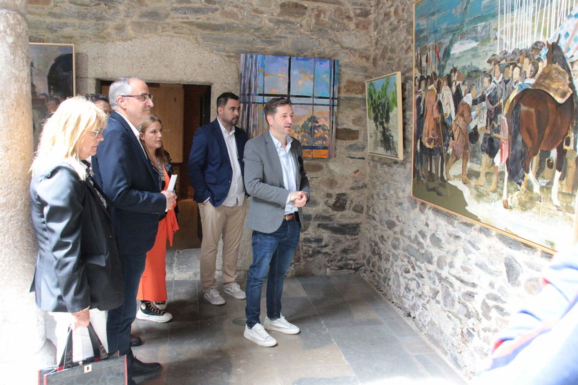 Raíces nueva exposición colectiva de pintura en Ponferrada