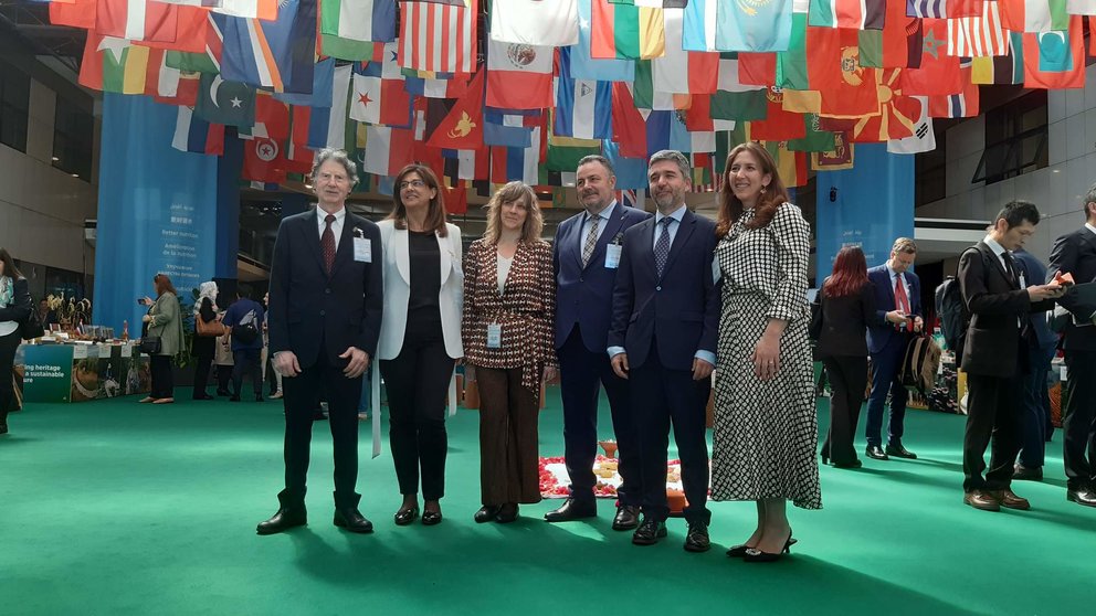 Delegación leonesa con el representante permanente adjunto de España ante la FAO