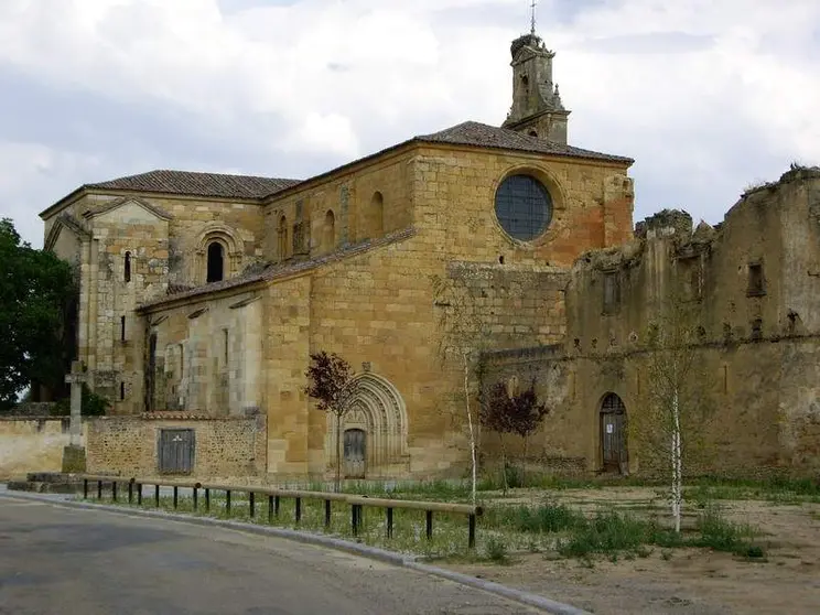 Monasterio de Santa Mar&iacute;a de Sandoval (Le&oacute;n)