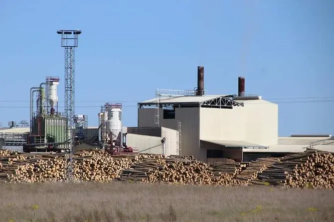 Empresa maderera Garnica de Valencia de Don Juan