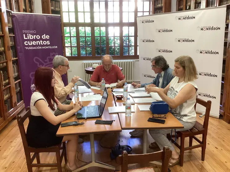 Fallo del premio de Libro de Cuentos de la Fundaci&oacute;n MonteLe&oacute;n.
