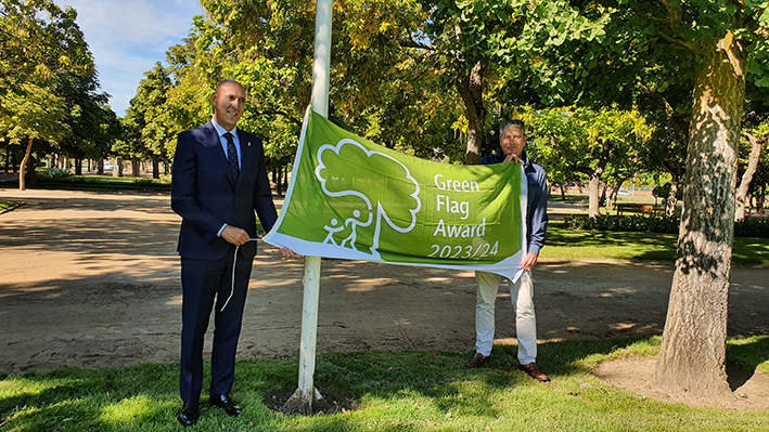 León, única ciudad de España con dos banderas verdes en reconocimiento a la calidad de sus parques
