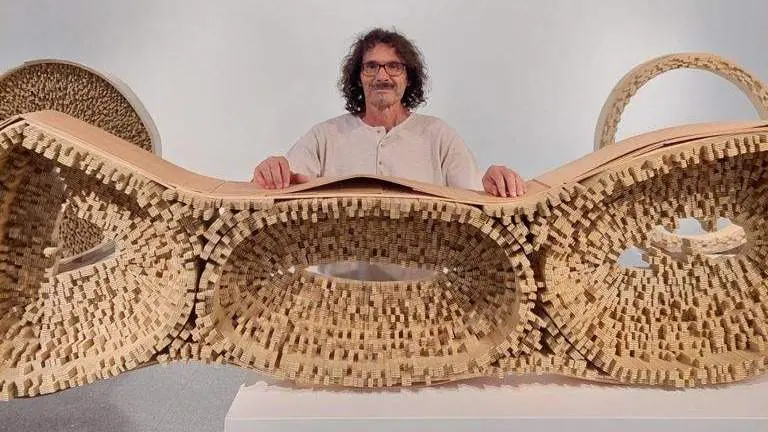El Museo de los Pueblos abre sus puertas a la m&aacute;gica obra de Santocildes, el gran maestro leon&eacute;s del arte en madera