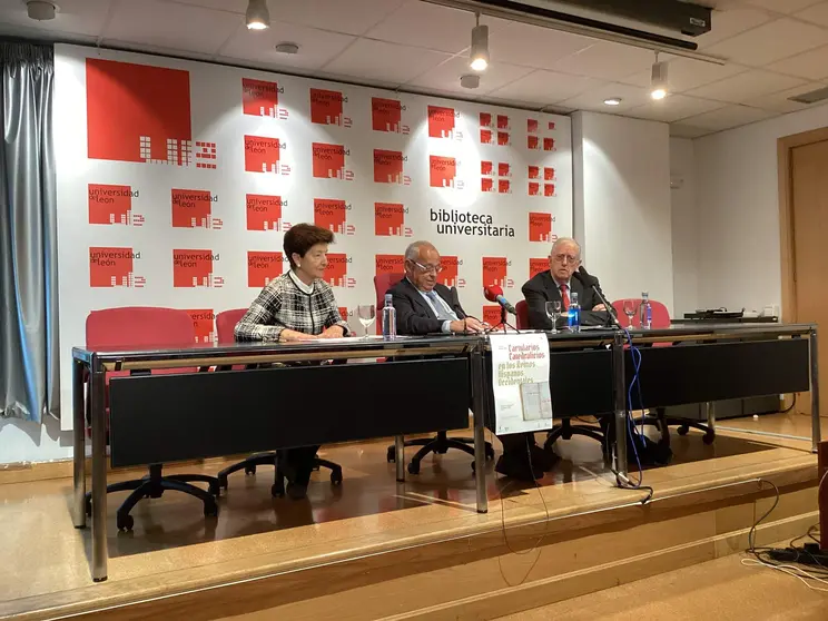El consejero de Cultura, Turismo y Deporte, Gonzalo Santonja, ha presentado en la Universidad de Le&oacute;n las conclusiones del encuentro que ha reunido durante dos d&iacute;as a los principales especialistas de universidades espa&ntilde;olas y europeas.