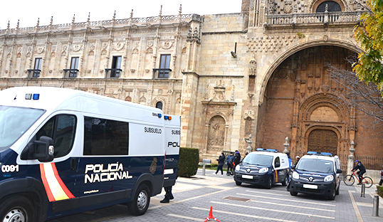 Polic&iacute;a Nacional Le&oacute;n