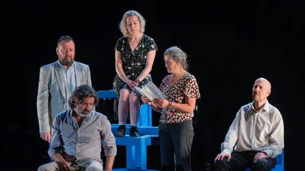 CAMBALEO TEATRO, presenta: &ldquo;Cuarenta&hellip; (mensajes desde el horizonte de sucesos)&rdquo;