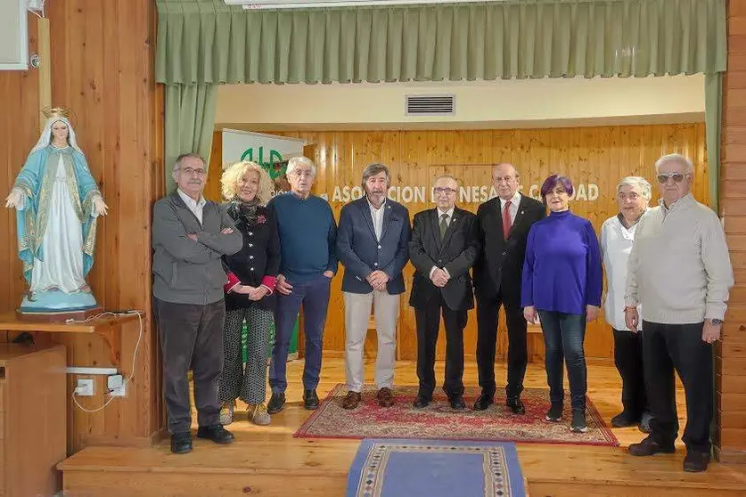 DONATIVO DEL PENDON DE SAN ISIDORO A ASLECA