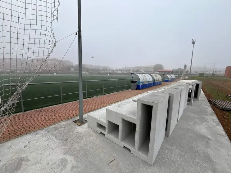 Grada campo Palomera Le&oacute;n