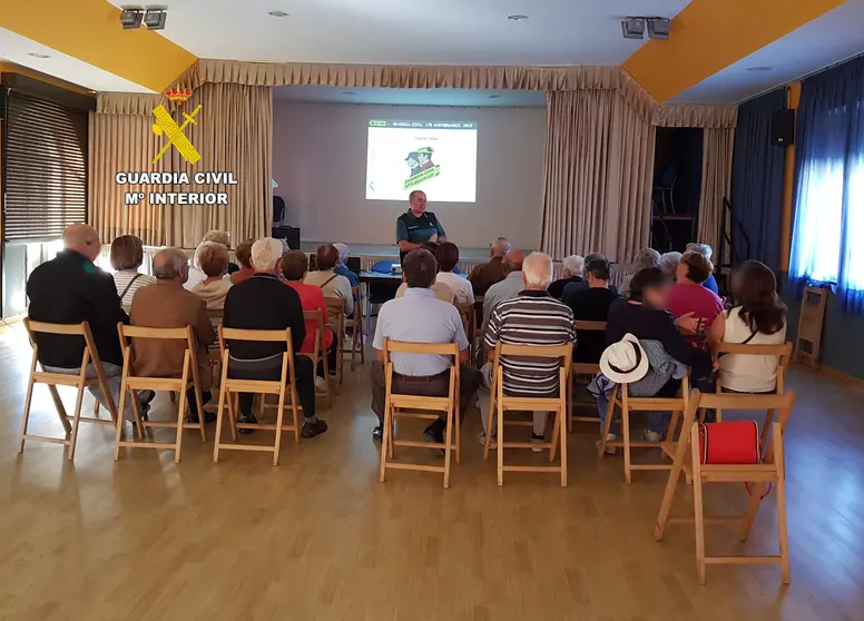 Charla Guardia Civil Le&oacute;n