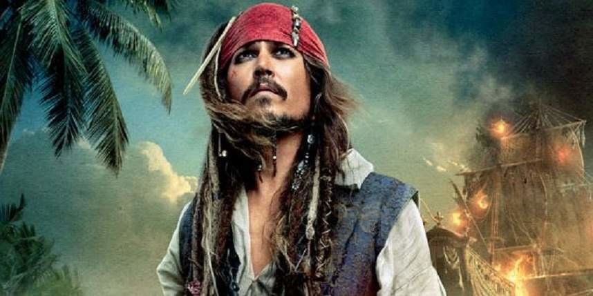 El actor Johnny Depp caracterizado como el pirata Jack Sparrow