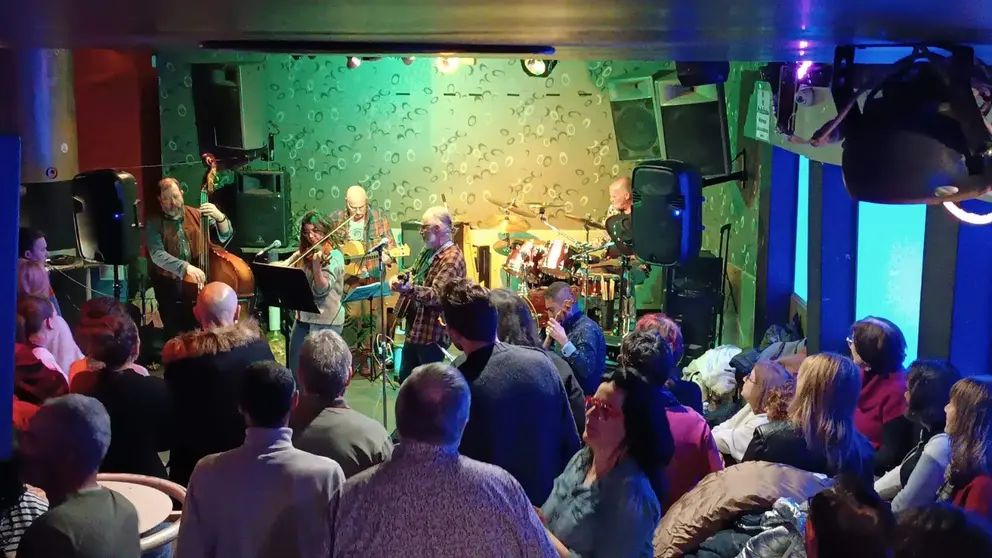 Imagen de uno de los conciertos solidarios organizados  por la Asociaci&oacute;n "Astorga y Solidaria y Amiga"
