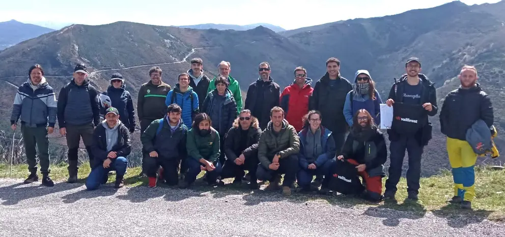 Un momento de la visita de los alumnos del M&aacute;ster del Fuego del Campus de Ponferrada visitaron Montes de Valdueza
