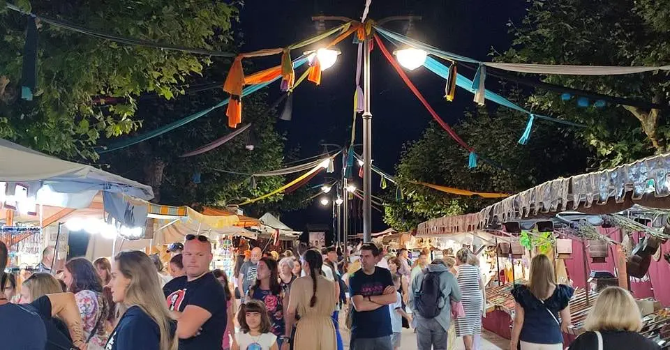 El Ayuntamiento de Valencia de Don Juan abre las inscripciones para las ferias del verano