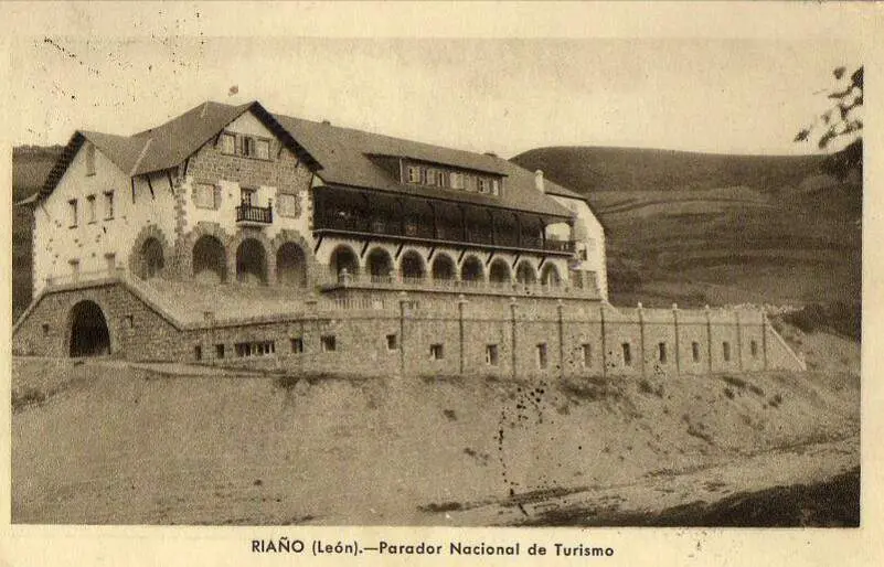 Ria&ntilde;o Antiguo Parador