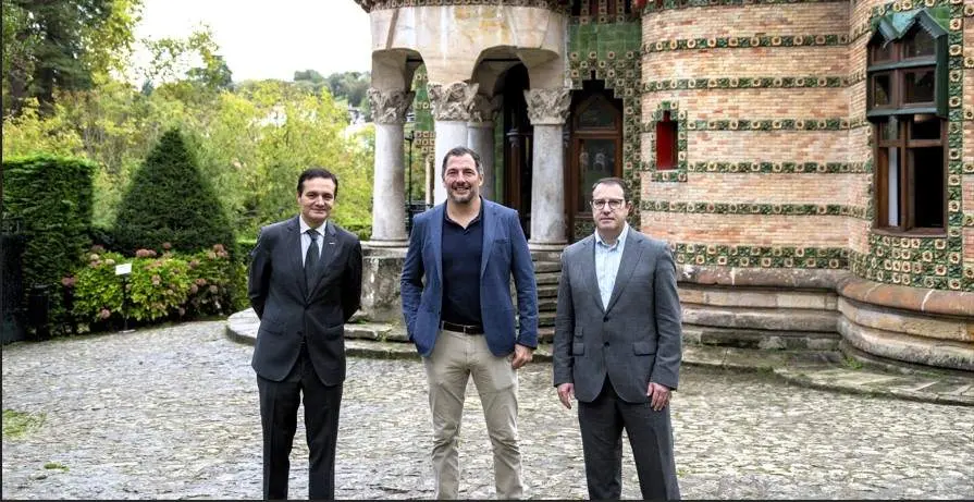 Encuentro Firma Convenio El Camino de Gaud&iacute; en El Capricho
