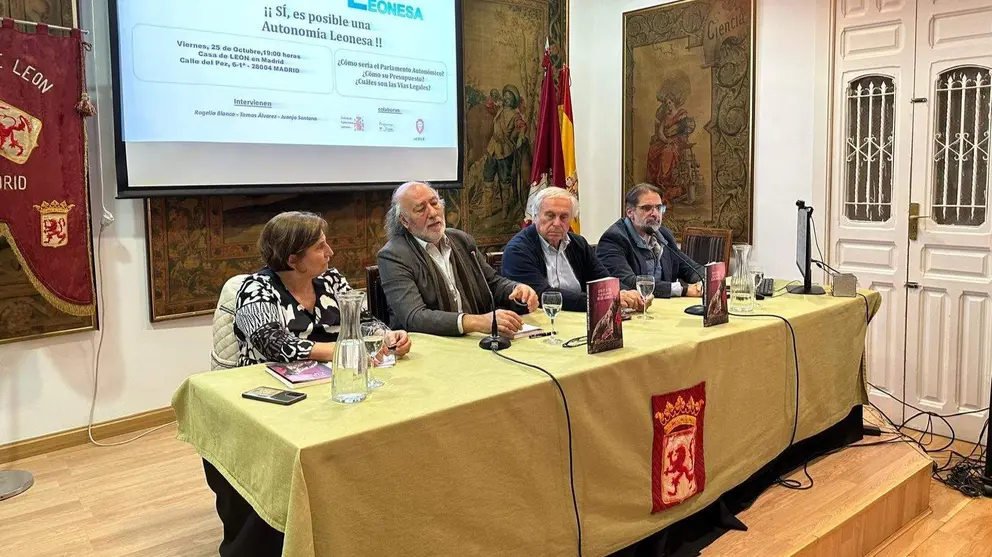 encuentro de Unidad Leonesa en la Casa de Le&oacute;n en Madrid