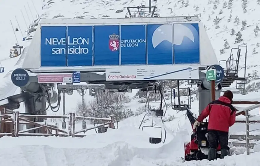 Nieve Estaci&oacute;n San Isidro copia
